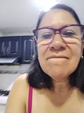 Snapshot of victoria_wayne chatting on 4, 7, 2026 victoria wayne online show from 4, 7, 2026