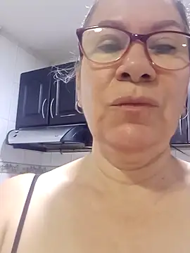 Snapshot of victoria_wayne chatting on 8, 10, 2025 victoria wayne online show from 8, 10, 2025