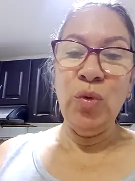 Snapshot of victoria_wayne chatting on 11, 10, 2025 victoria wayne online show from 11, 10, 2025