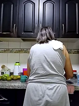 Snapshot of victoria_wayne chatting on 1, 12, 2025 victoria wayne online show from 1, 12, 2025