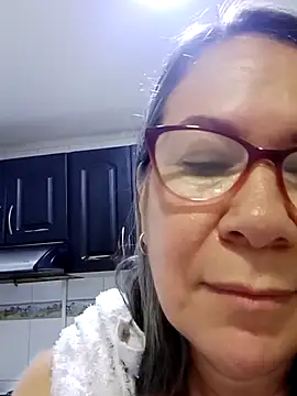 Snapshot of victoria_wayne chatting on 16, 11, 2025 victoria wayne online show from 16, 11, 2025