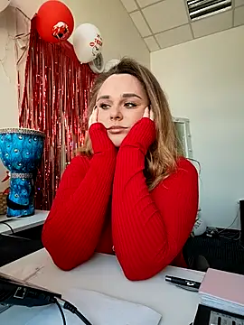 Juicy PeachLux online show from 13, 3, 2026