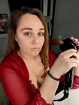 Juicy PeachLux online show from 7, 3, 2026