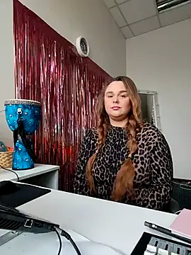 Snapshot of Juicy_PeachLux chatting on 27, 11, 2025 Juicy PeachLux online show from 27, 11, 2025