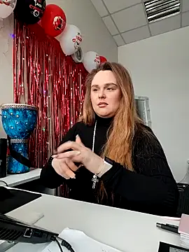 Snapshot of Juicy_PeachLux chatting on 4, 3, 2026 Juicy PeachLux online show from 4, 3, 2026