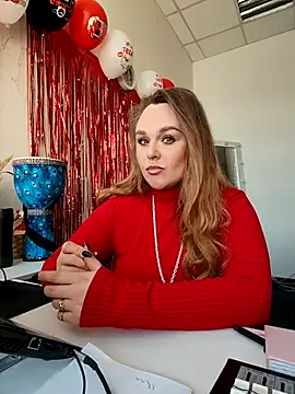 Snapshot of Juicy_PeachLux chatting on 1, 3, 2026 Juicy PeachLux online show from 1, 3, 2026