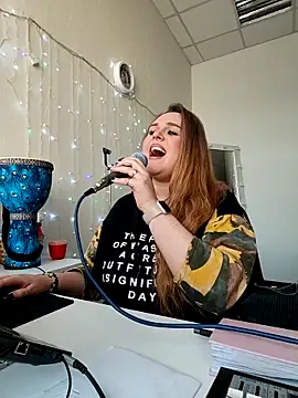 Snapshot of Juicy_PeachLux chatting on 13, 2, 2026 Juicy PeachLux online show from 13, 2, 2026