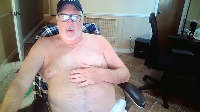 superbearboss online show from 13, 11, 2025