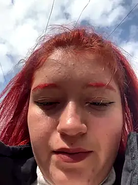 Karina Leon online show from 19, 12, 2025