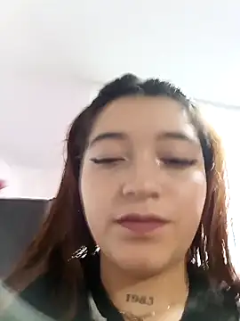 Karina Leon online show from 5, 12, 2025