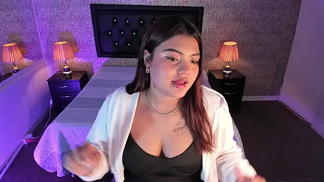 Snapshot of Scarlett__Johanson chatting on 14, 3, 2025 Scarlett Johanson online show from 14, 3, 2025