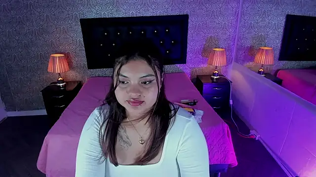 Snapshot of Scarlett__Johanson chatting on 12, 3, 2025 Scarlett Johanson online show from 12, 3, 2025