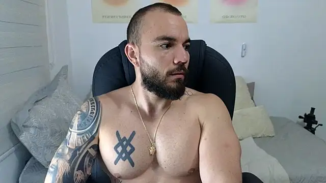 Isaac Carter online show from 4, 10, 2025