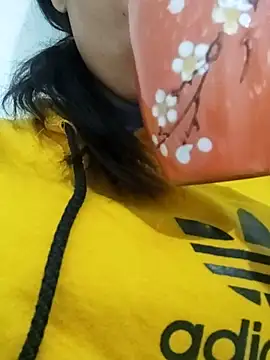 saraaxx1 online show from 18, 11, 2025