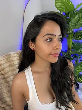  Emily Thompson  online show from 29, 7, 2026