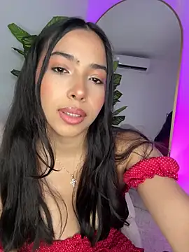  Emily Thompson  online show from 17, 10, 2025