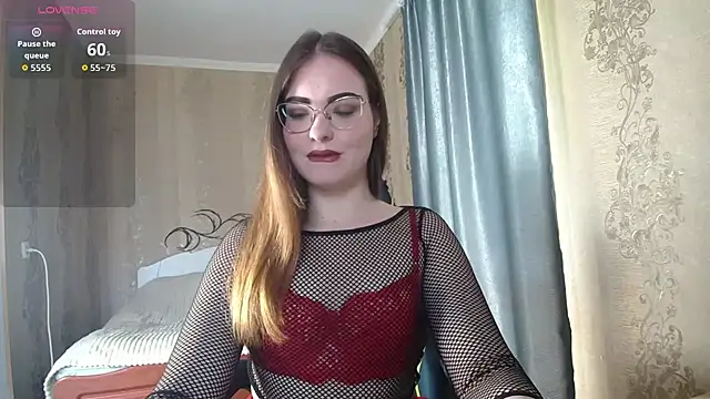 Leila Kissyu online show from 13, 4, 2026