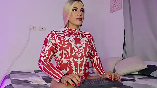 isahilton1 online show from 15, 10, 2025