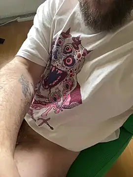 xmasterduck online show from 5, 3, 2025