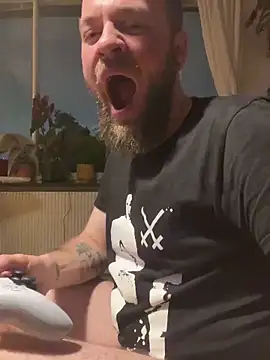 xmasterduck online show from 13, 3, 2025