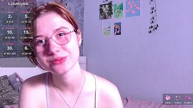 Snapshot of Cute_Cate404 chatting on 21, 9, 2025 Cute Cate404 online show from 21, 9, 2025