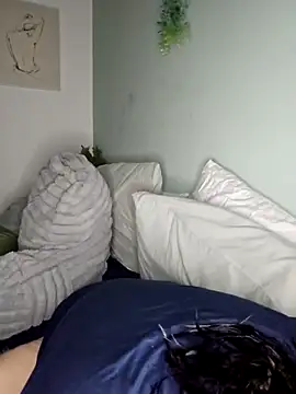 Saucy-Serenity online show from 2, 4, 2026