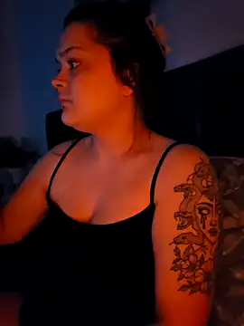 Saucy-Serenity online show from 19, 3, 2025