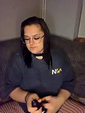 Saucy-Serenity online show from 14, 10, 2025