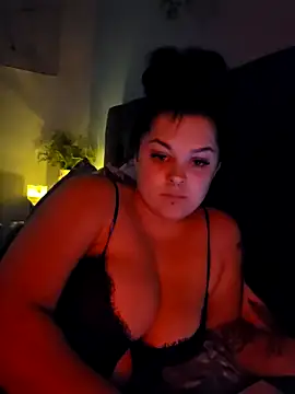 Saucy-Serenity online show from 19, 3, 2025