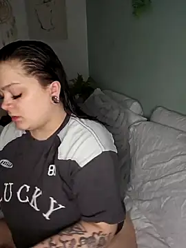 Saucy-Serenity online show from 21, 3, 2026