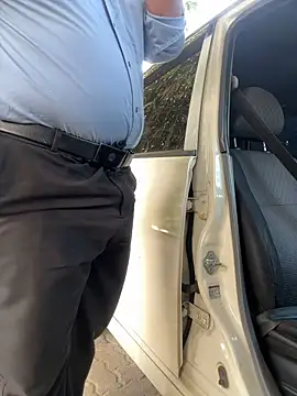 dam-her-boy online show from 23, 2, 2026