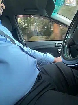 dam-her-boy online show from 15, 12, 2025