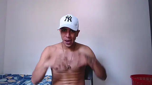 Monkey uchiha777 online show from 22, 12, 2025