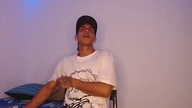 Monkey uchiha777 online show from 3, 12, 2025