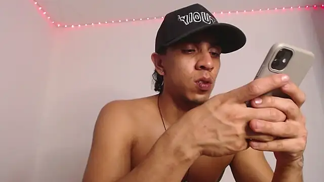 Monkey uchiha777 online show from 6, 2, 2026