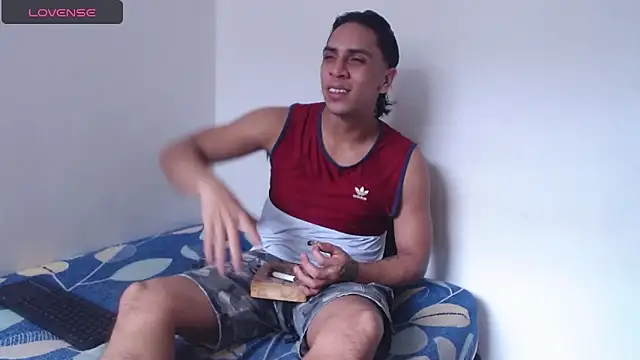 Monkey uchiha777 online show from 19, 4, 2026