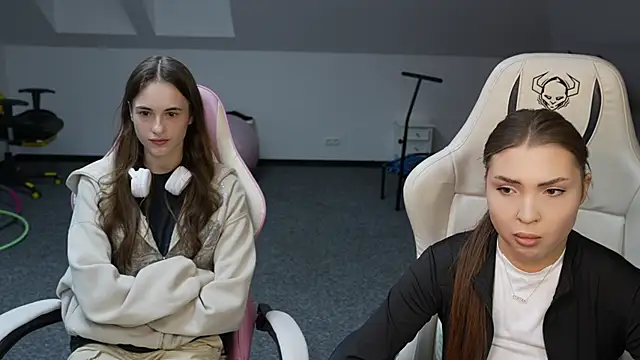 Billie054 online show from 8, 11, 2025