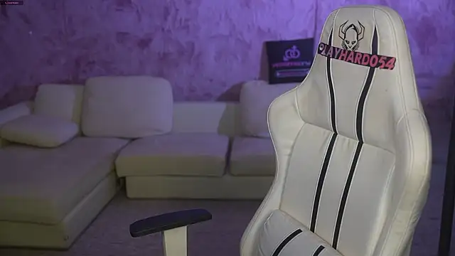 Billie054 online show from 16, 3, 2026