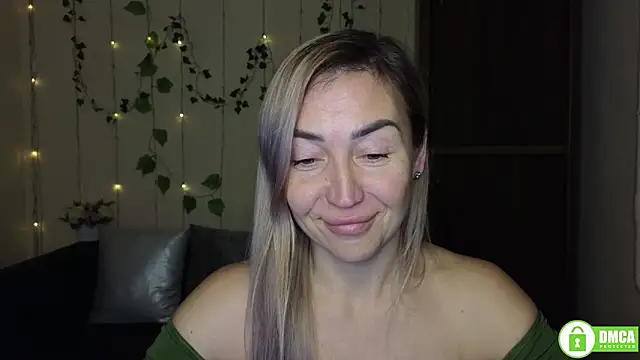 Kiss julli88I online show from 16, 12, 2025