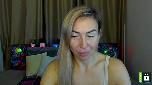 Kiss julli88I online show from 5, 12, 2025