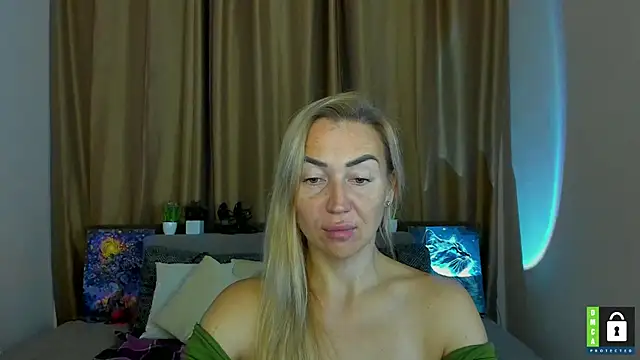 Kiss julli88I online show from 25, 10, 2025