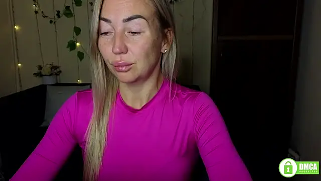 Kiss julli88I online show from 26, 9, 2025