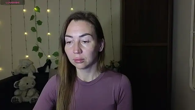 Kiss julli88I online show from 13, 3, 2025