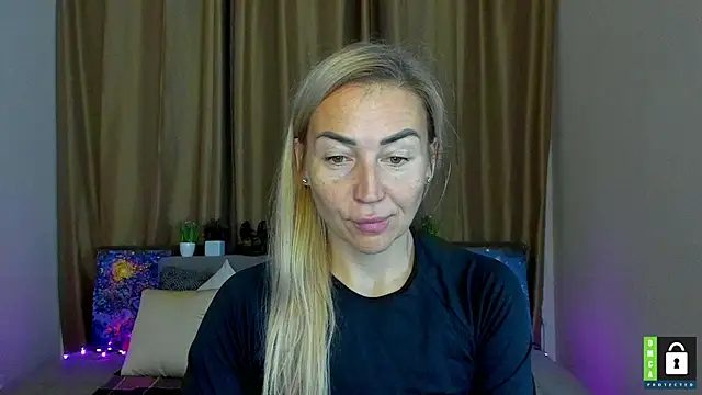 Kiss julli88I online show from 24, 10, 2025