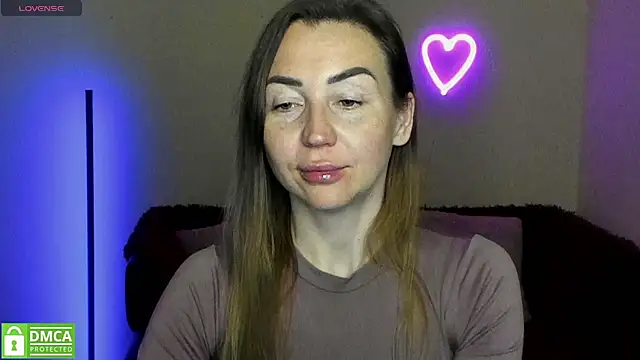 Kiss julli88I online show from 13, 3, 2025