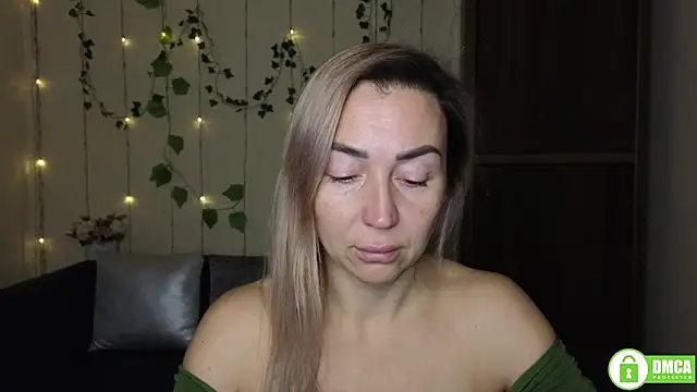 Kiss julli88I online show from 24, 11, 2025