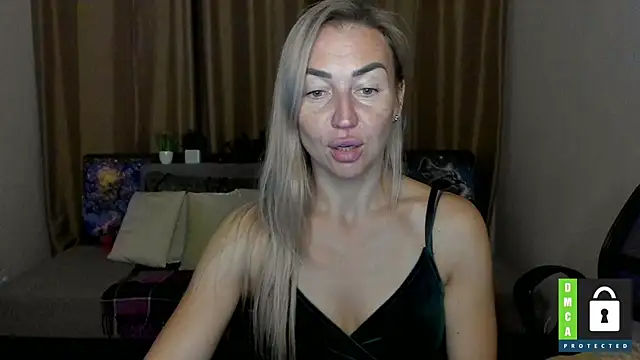 Kiss julli88I online show from 24, 9, 2025