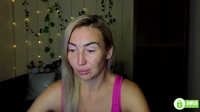 Kiss julli88I online show from 11, 9, 2025