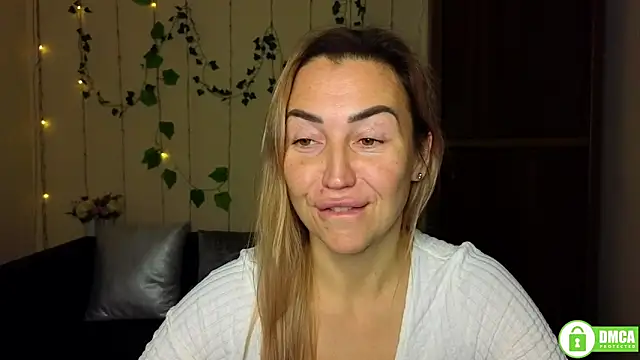 Kiss julli88I online show from 29, 11, 2025