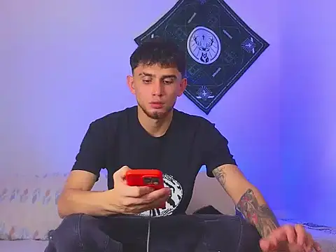 samevansx  online show from 20, 11, 2025